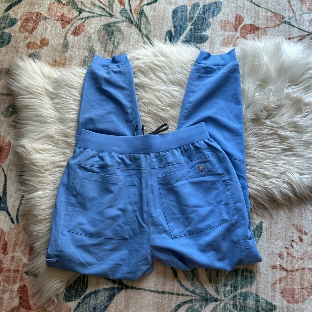 Fabletics High-Rise On Call Scrub Jogger In Ceil … - image 8